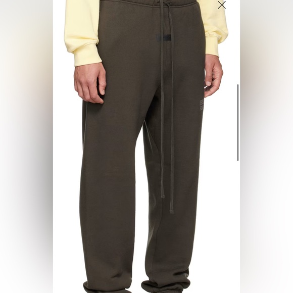 Essentials XXL pants new with tags - Picture 2 of 3